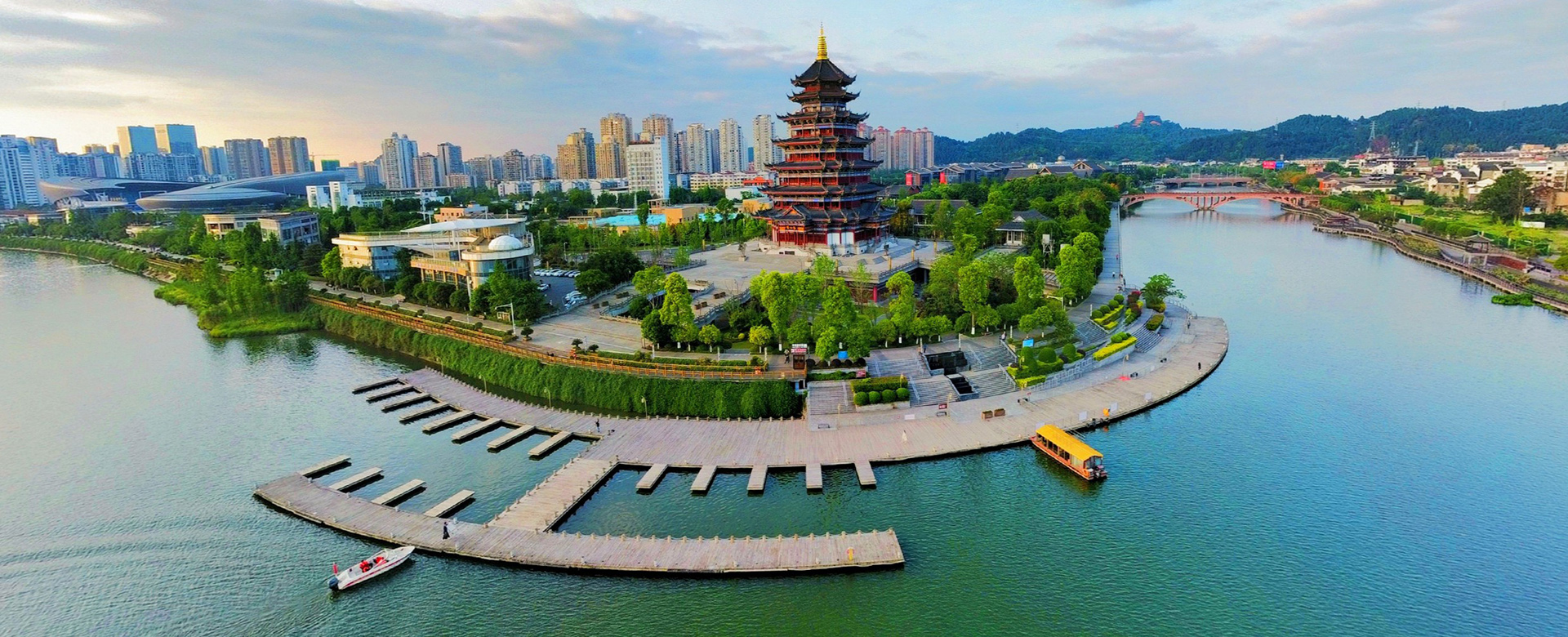 興企愛(ài)崗、志美行厲、建功立業(yè)